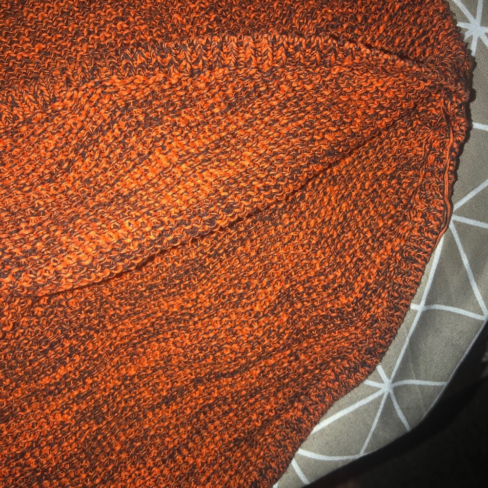 HM burnt orange sweater - Picture 3 of 4